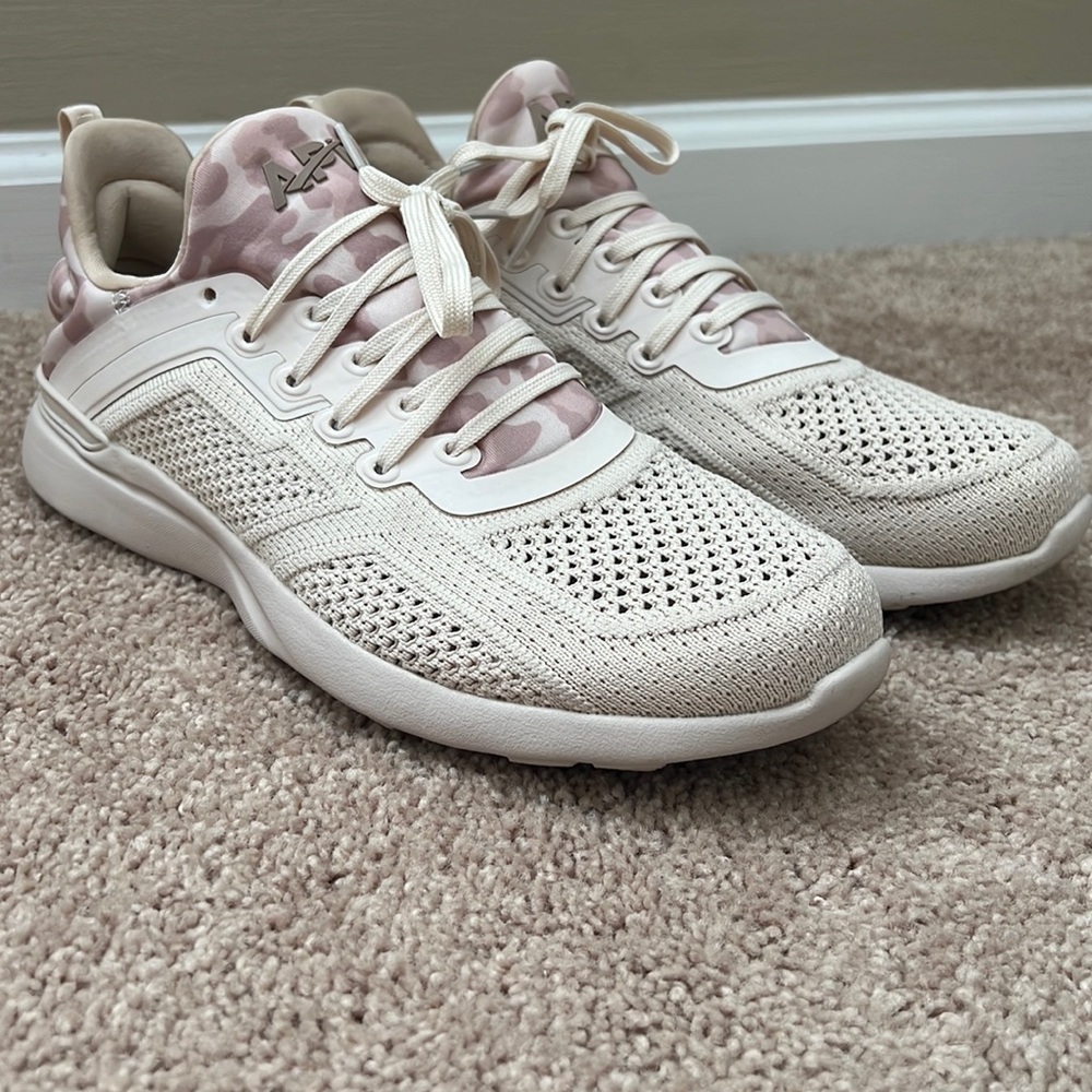 APL Techloom Tracer Pink size 8.5